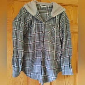 Women's flannel shirt